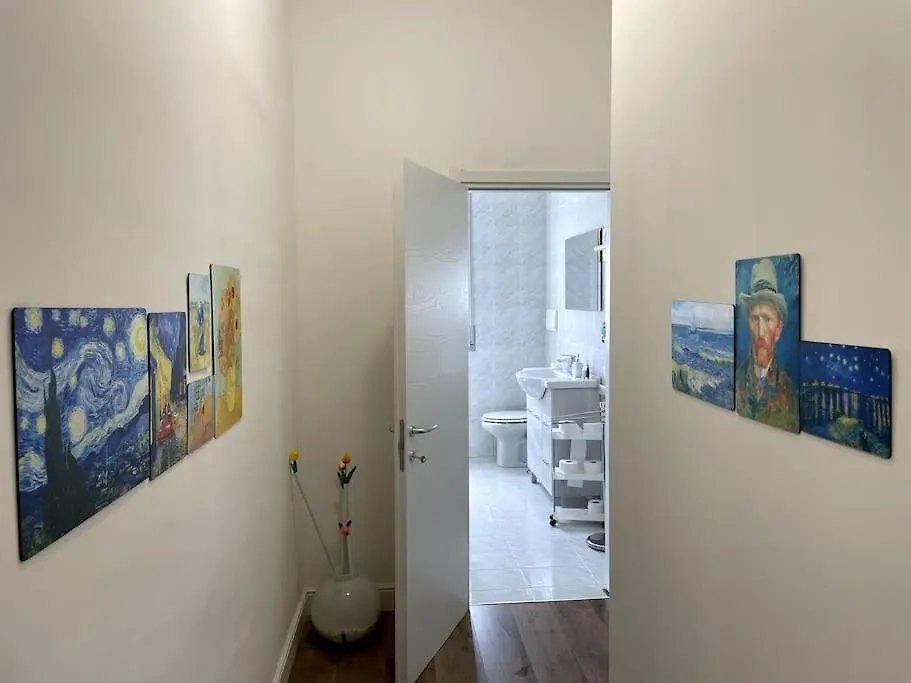 Van Gogh House In Bergamo Apartment